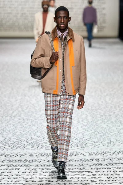Look 41